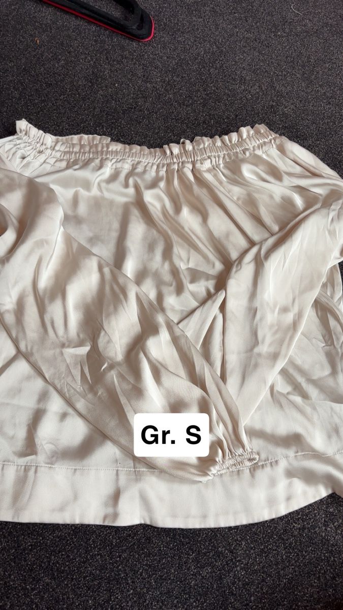 Kleider: Alles für 5.00.- – Gebraucht aus Langnau i. E. von Piinky00 3