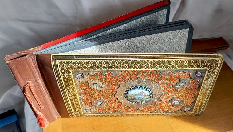 Libri: Album Persan, période Quajar, fin XIX siècle – Usato da Ponts-de-Martel venduto da Henri-Louis