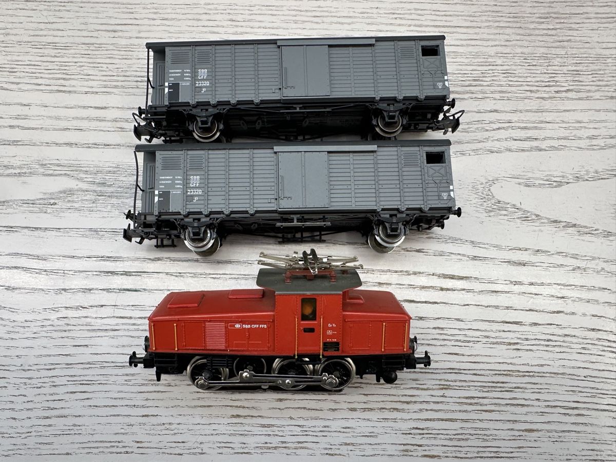 Märklin Modellini di ferrovie: Märklin 29215 SBB Ee 3/3 digital Güterzug – Usato da Lupsingen venduto da New-Haven 2