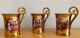 3 Antike Mocca-Tassen mit viel Gold Dekor