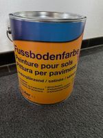 Fussbodenfarbe grau innen und aussen