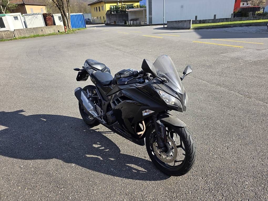 Kawasaki Strada: Kawasaki ninja 300 – Usato da Osogna venduto da Met97 3