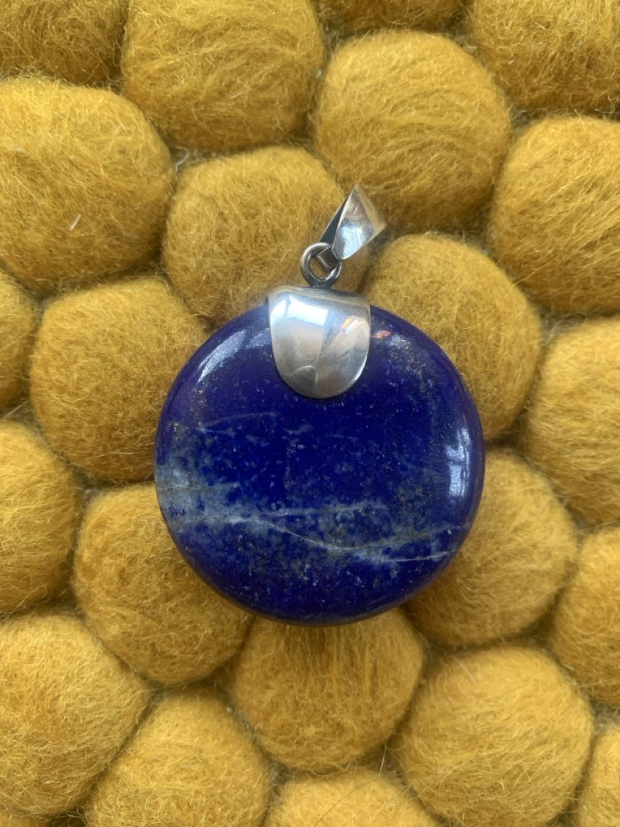 Anhänger: Pendentif rond en lapis lazuli – Gebraucht aus Villars-sur-Glâne von Magdaka