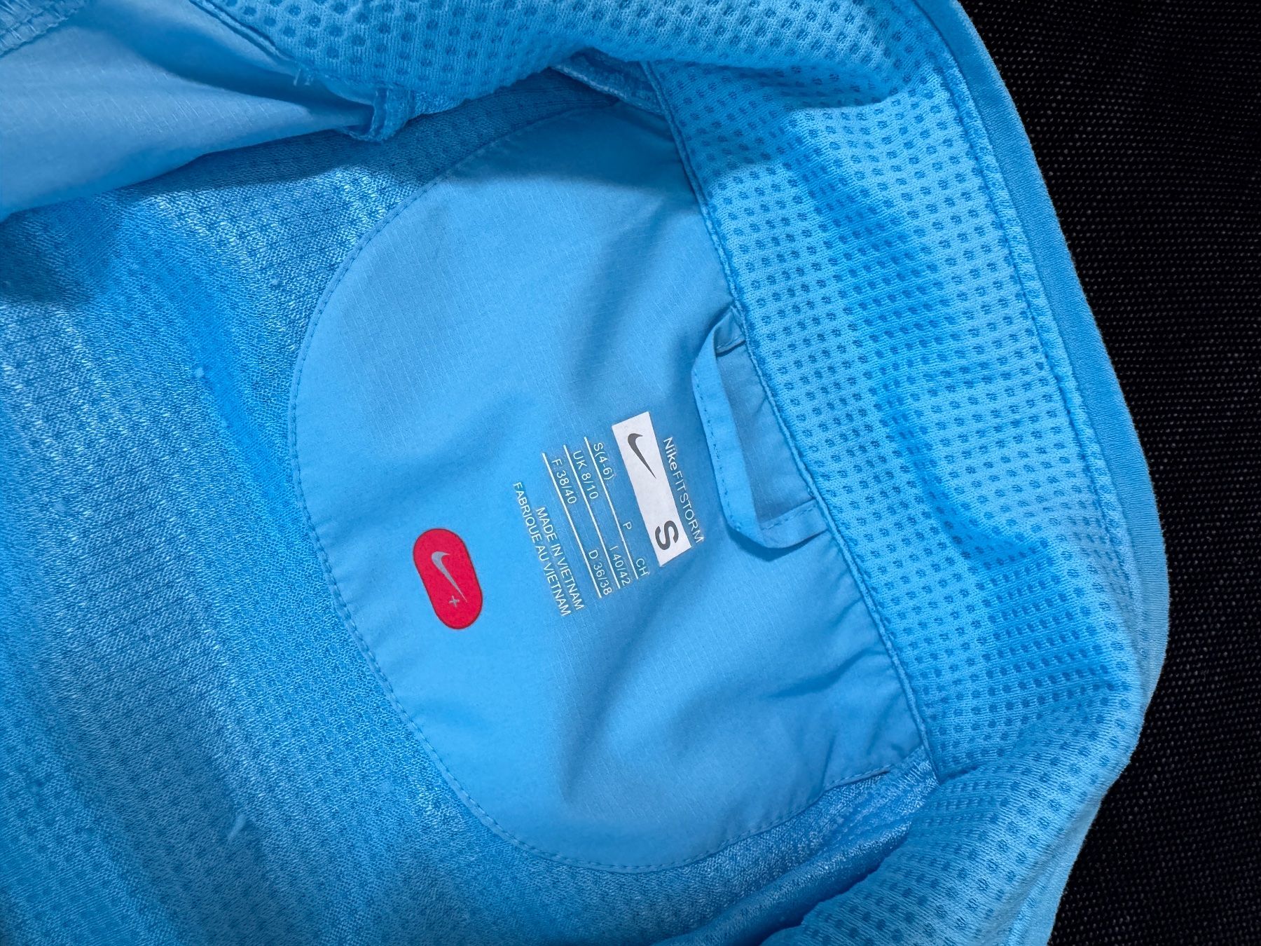 Nike Vestes: Nike Laufjacke blau – D'occasion à Baar par Anpf 3