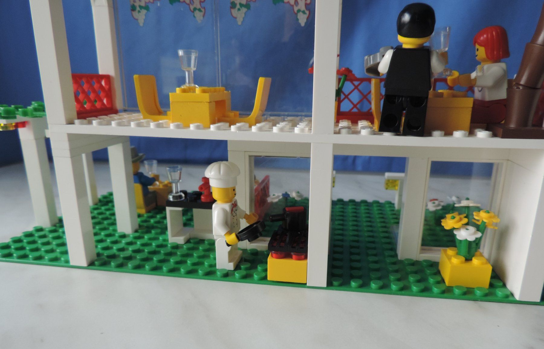 Lego Giocattoli: Breezeway Cafe, Set 6376 (1990) – Usato da Burgdorf venduto da ursla50 5