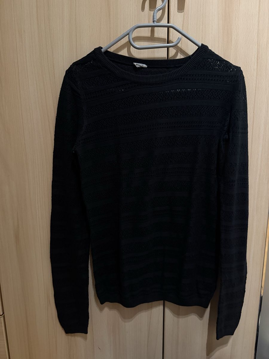 Pimkie Top: Pull col rond noir taille trois S occasion – Usato da Biel/Bienne venduto da ant_h25x