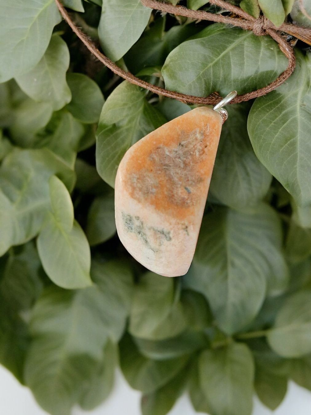 Anhänger: Schweizer Rosa Alabaster-Anhänger, handgeschliffen – Neu und originalverpackt aus Aarau von Schmuckhoehle_MD 3