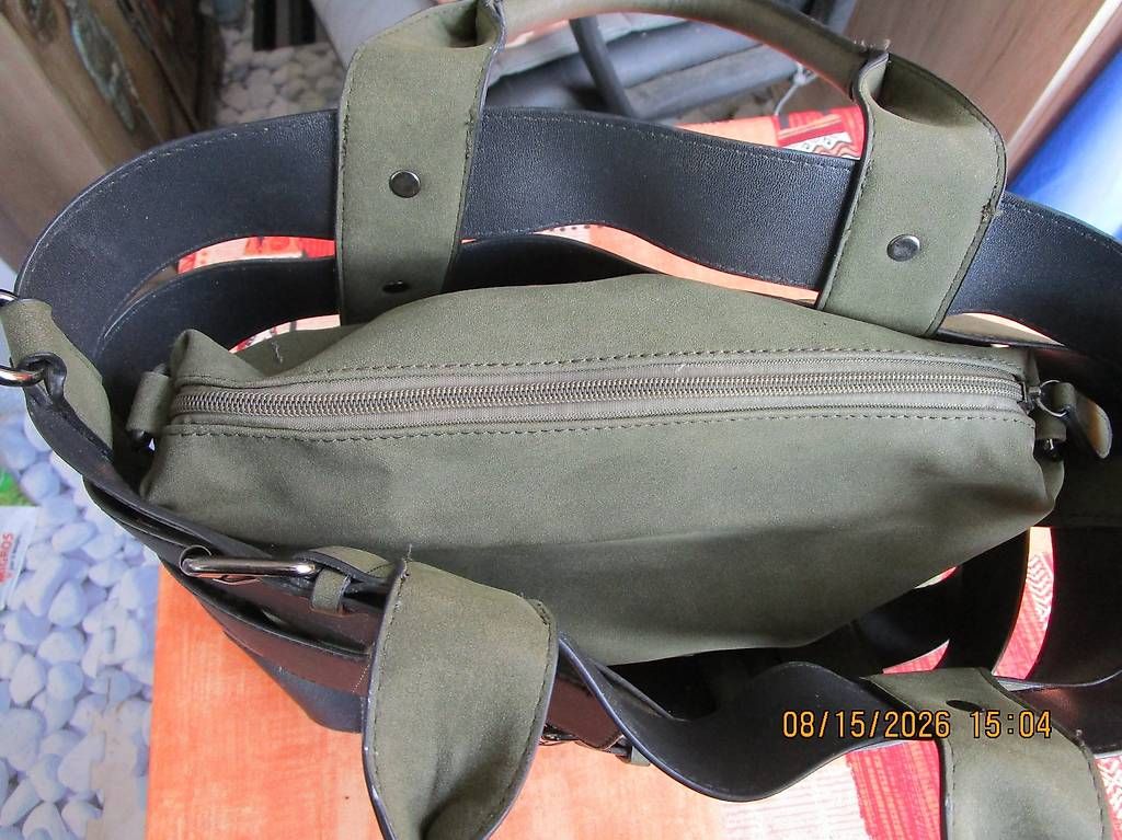 Taschen für Damen: sacs en cuir vert – Gebraucht aus Clarens von krampou 2