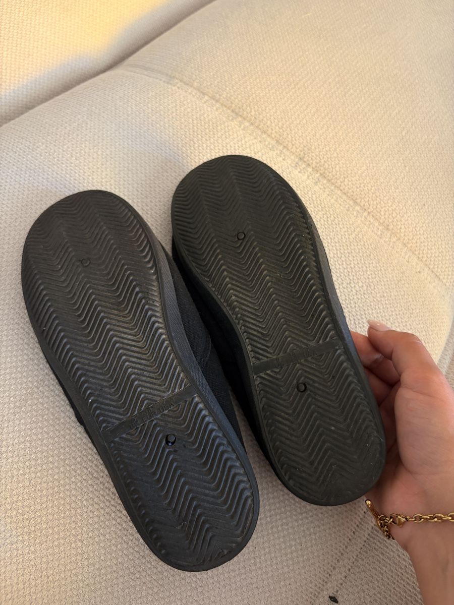 Primark Scarpe da uomo: Schwarze Turnschuhe Schnürung Grösse 38 – Usato da Kriens venduto da dajaxoxo 2