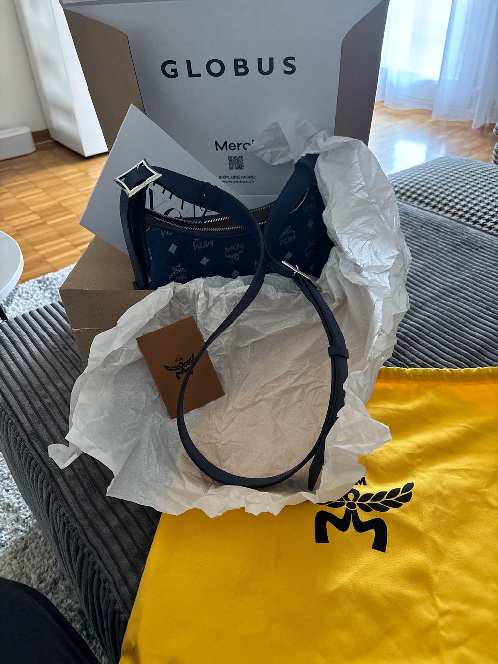 Mcm Taschen für Damen: MCM Schultertasche "Aren" blau neu – Neu und originalverpackt aus Spreitenbach von seida76