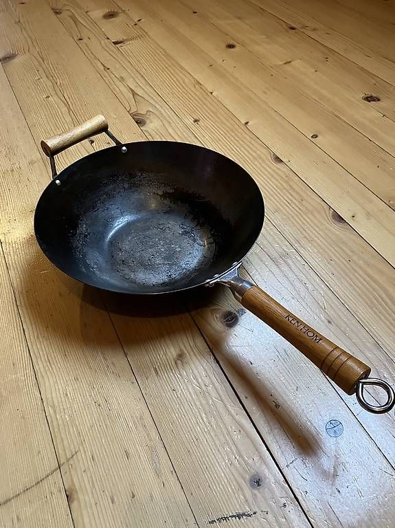 Poêles: Kenhom Wok gebraucht – D'occasion à Bern par AirTerj
