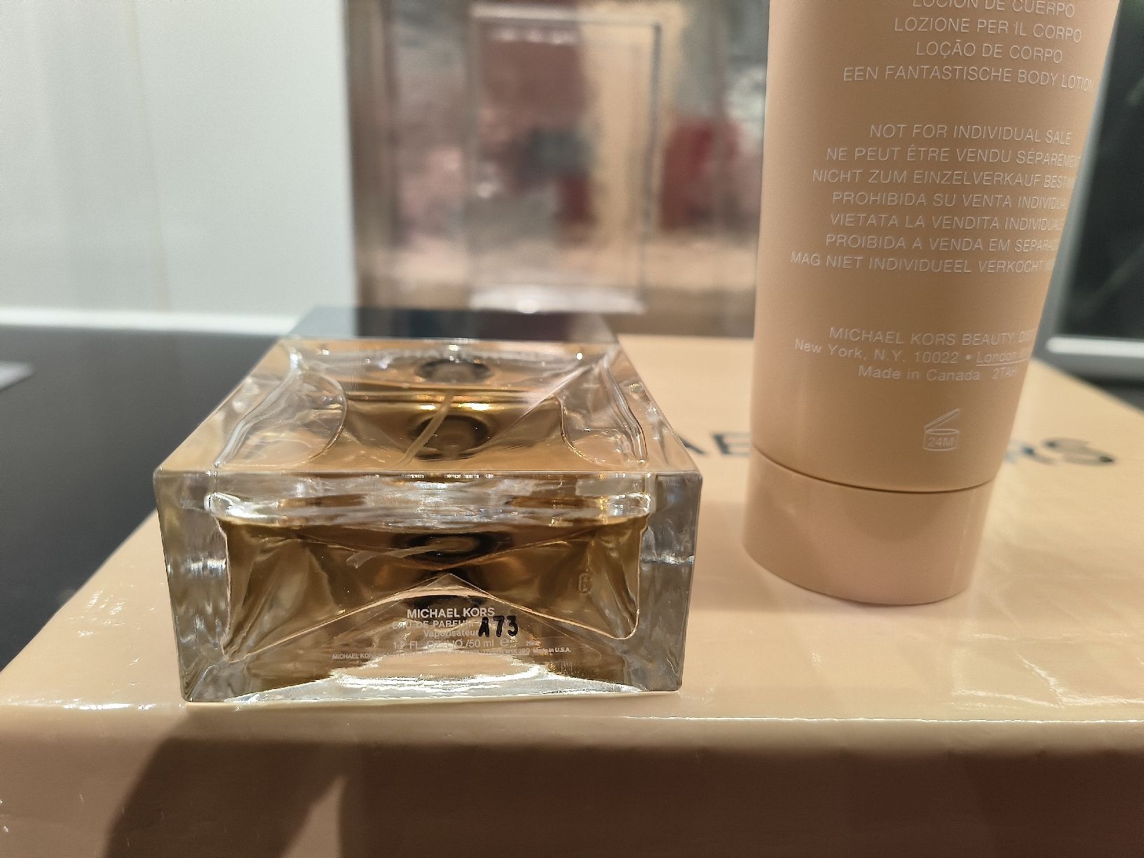 Michael Kors Parfum & Eau de Toilette: Set Michael Michael Kors Parfum 50ml Body lotion 100ml – Neu (gemäss Beschreibung) aus Carouge GE von pro_8k9d 2