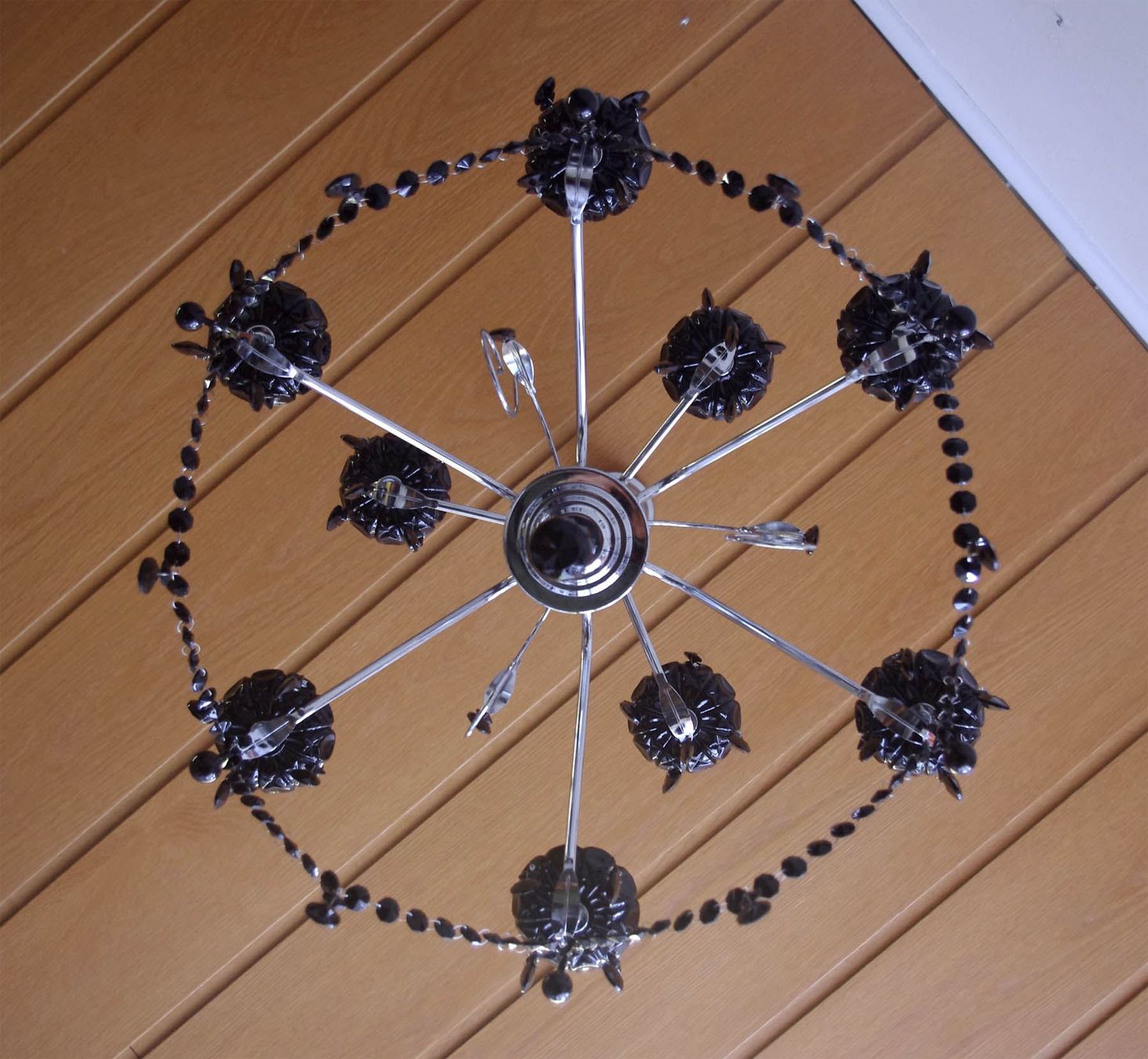 Kronleuchter & Deckenlampen: 9-flammiger Kronleuchter mit schwarzem Glas – Gebraucht aus Meggen von Trouvaillen 6
