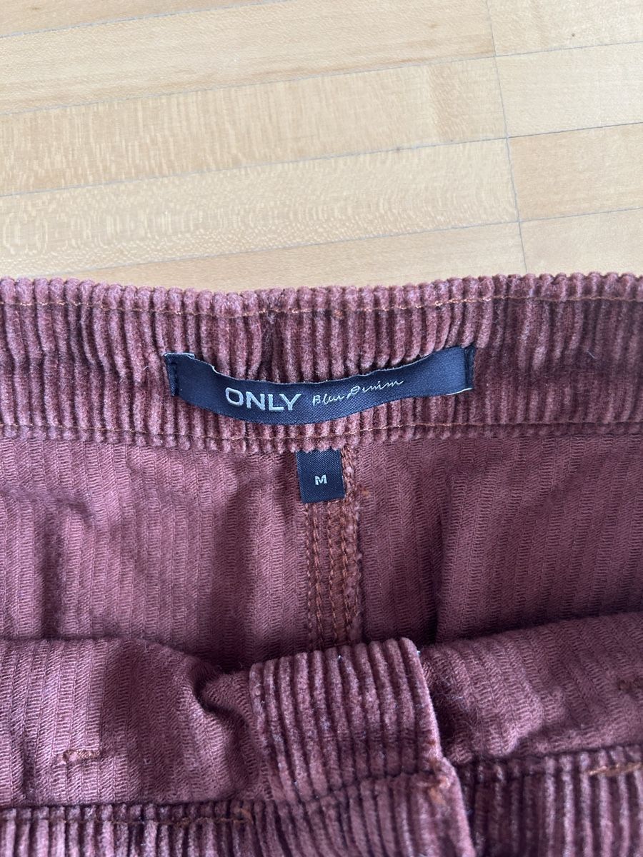Only Gonne: Only Cordrock Gr. M, Weinrot – Usato da Oberkirch LU venduto da ali_7mvs 2