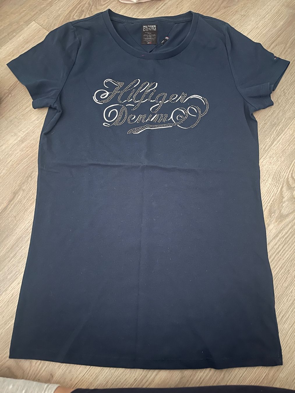 Tommy Hilfiger T-shirt: Damen T-Shirt Tommy Hilfiger – Nuovo (secondo la descrizione) da Winterthur venduto da Deal246