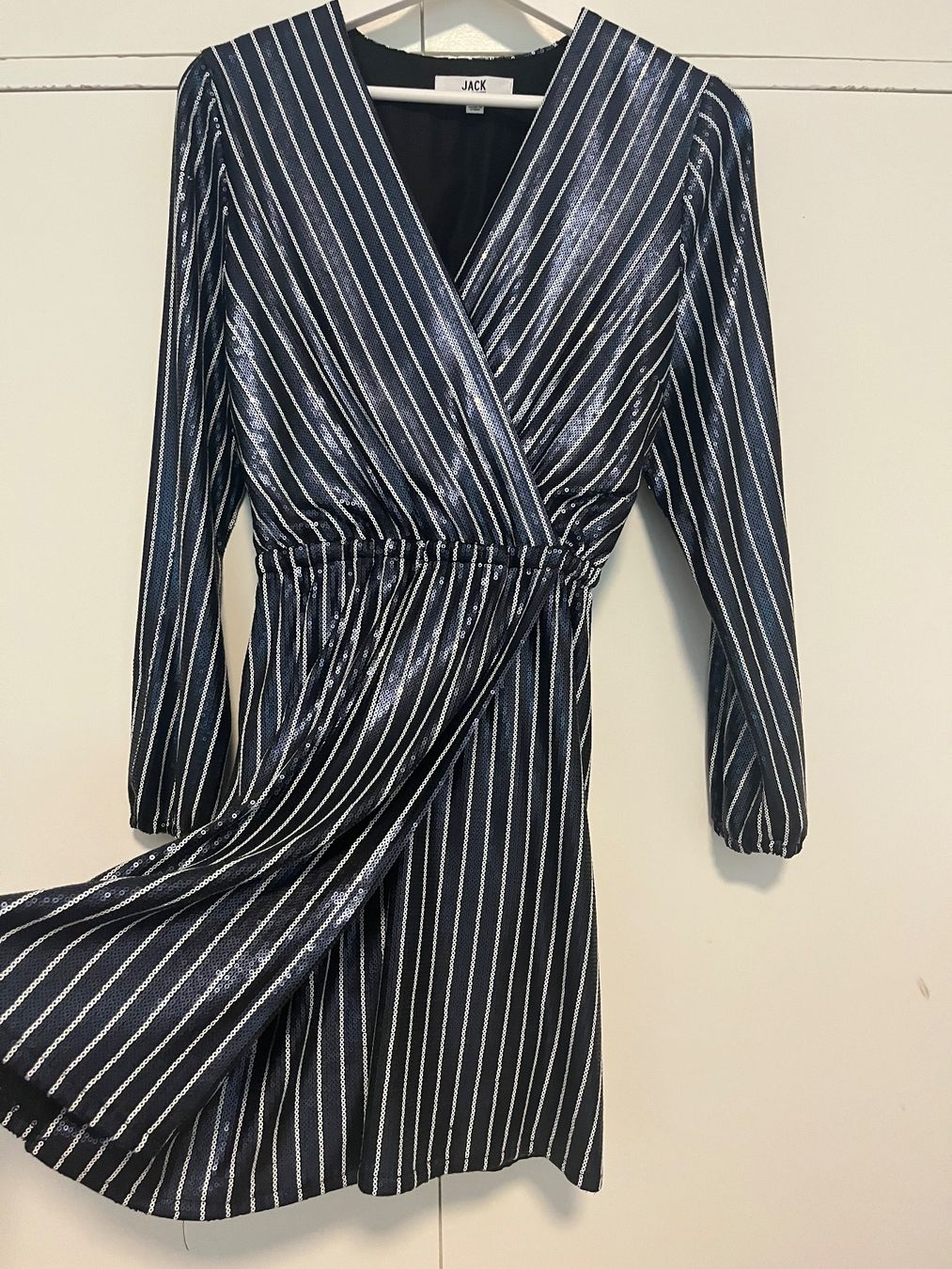 Vestiti: Short Dress with Sequins - Size M – Usato da Zürich venduto da Lokke.s 1