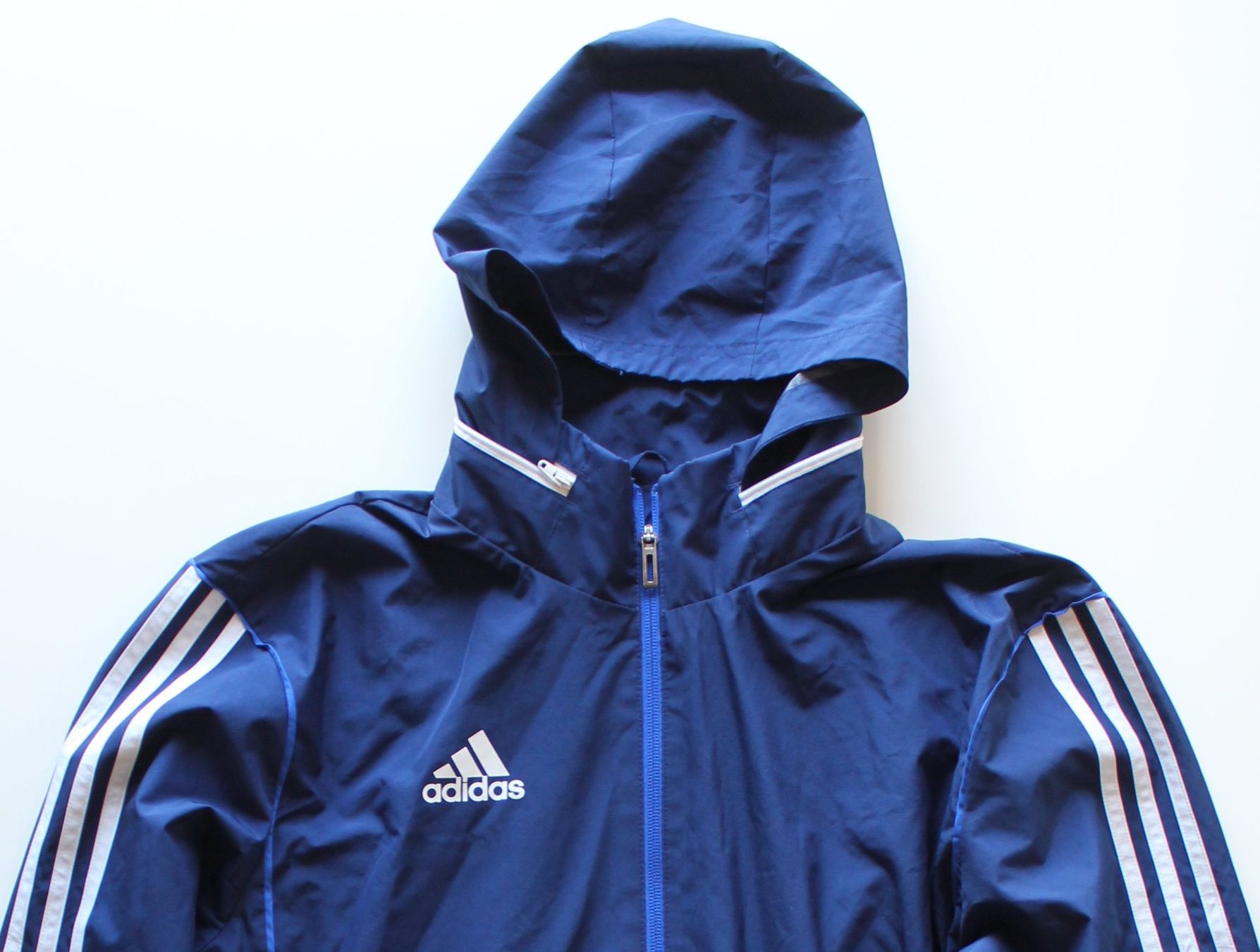 Adidas Giacche: Veste Adidas bleu t.M – Nuovo (secondo la descrizione) da Peseux venduto da Gilloss 1