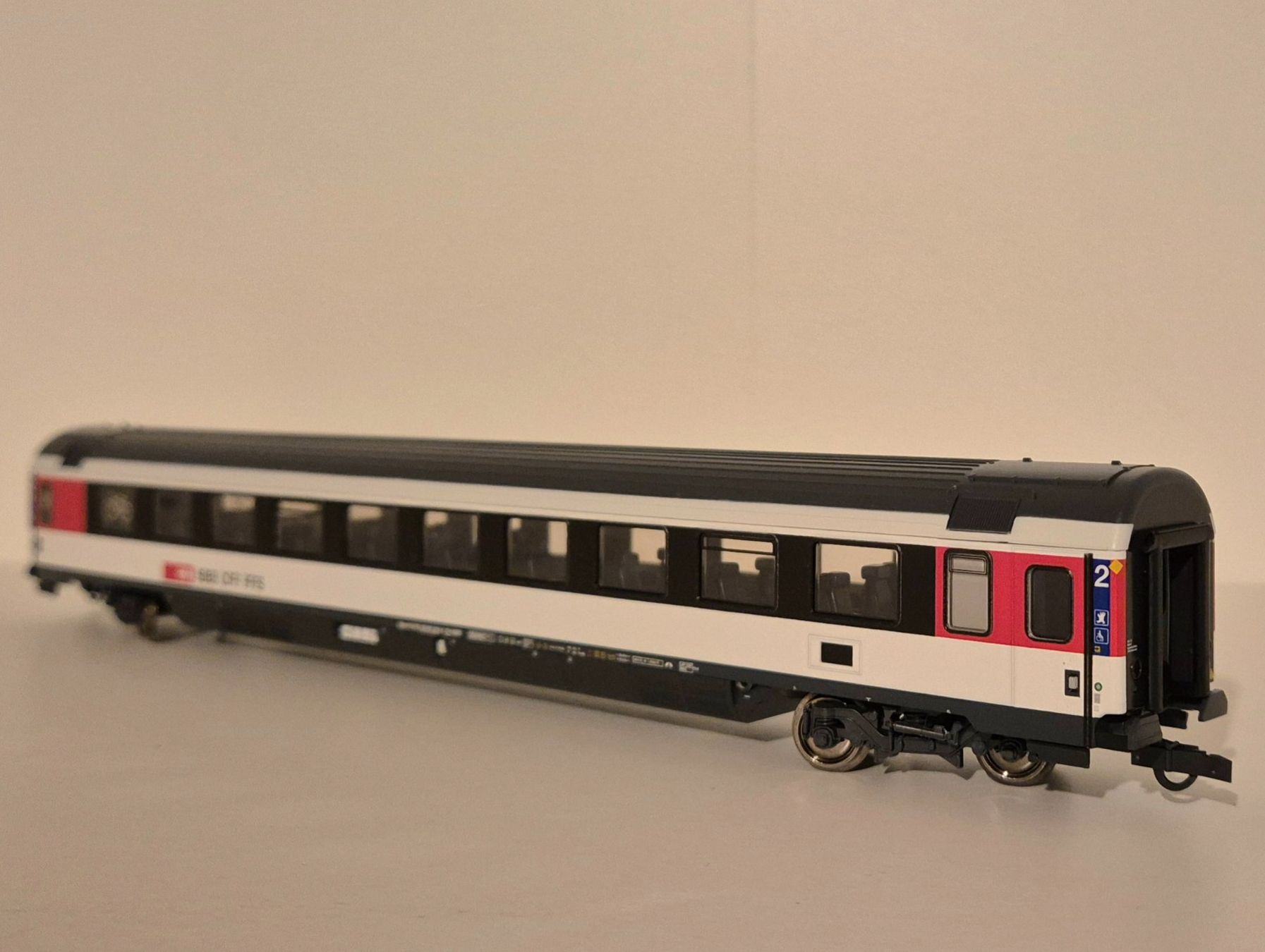 Roco Modellini di ferrovie: Roco SBB EC Wagen Bpm 61 2. Klasse – Nuovo (secondo la descrizione) da Wittenwil venduto da ced_q8j7 3