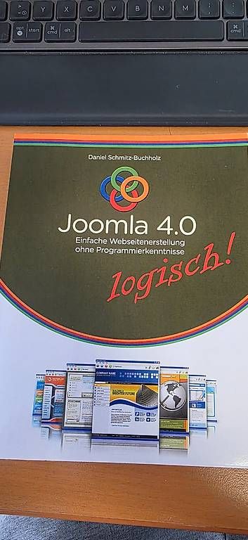 CDs: Joomla 4.0 Logisch  – Gebraucht aus Unterkulm von Spaescu