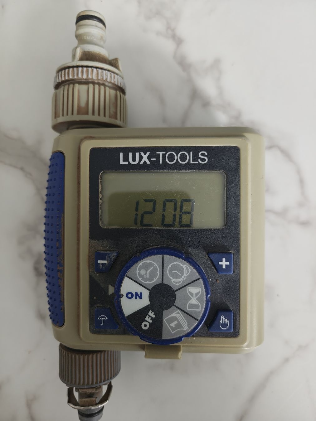 Lux Tutti gli attrezzi: Bewässerungscomputer LUX-TOOLS digitaler Timer gebraucht – Usato da Flurlingen venduto da dob_959p