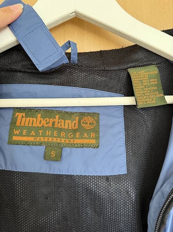Jacken: Timberland Regen-Windjacke S-M – Gebraucht aus Basel von momo.st 1