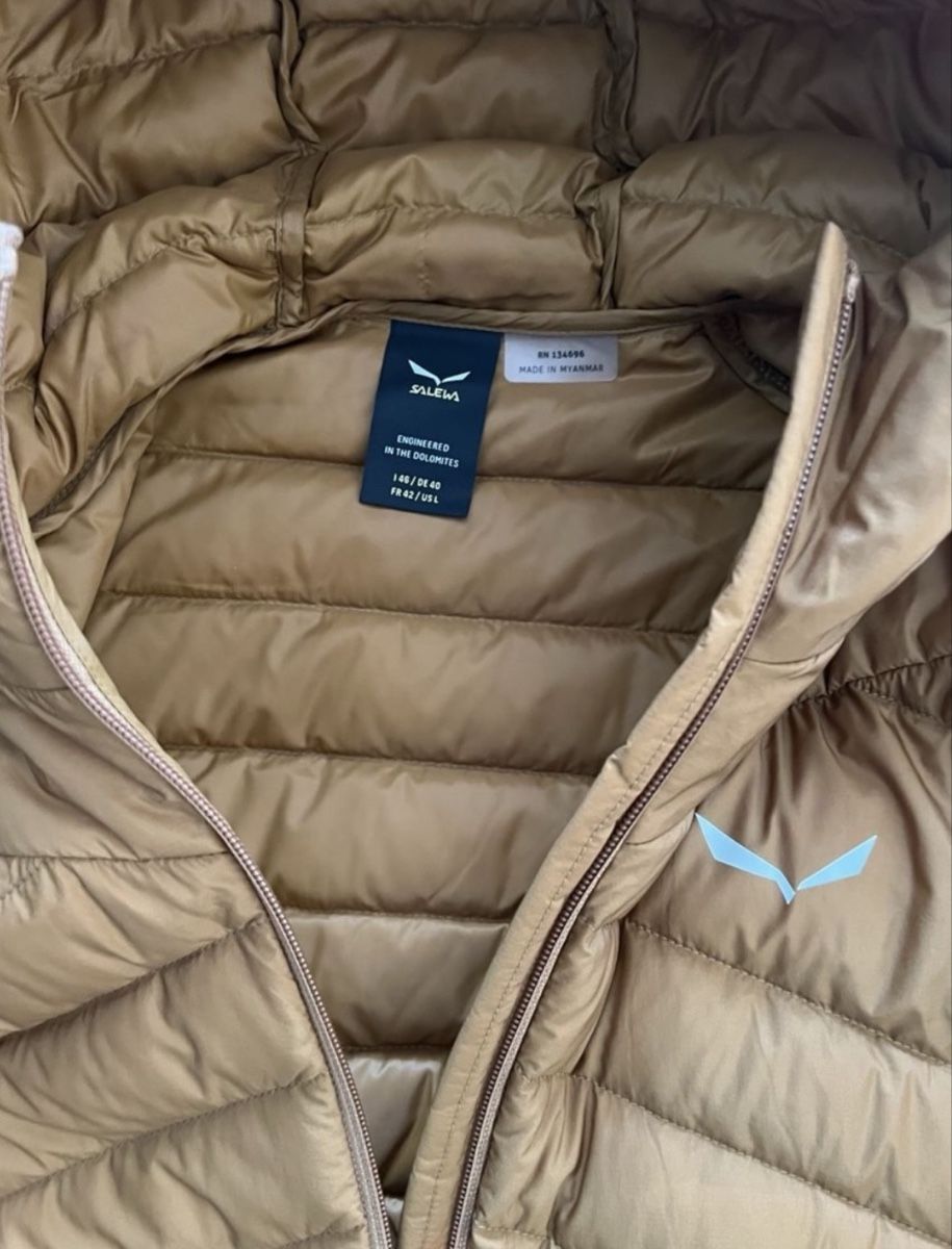 Salewa Giacche: Salewa Daunenjacke Grösse 40 – Nuovo (secondo la descrizione) da Obstalden venduto da Sampeerstoeckli 2