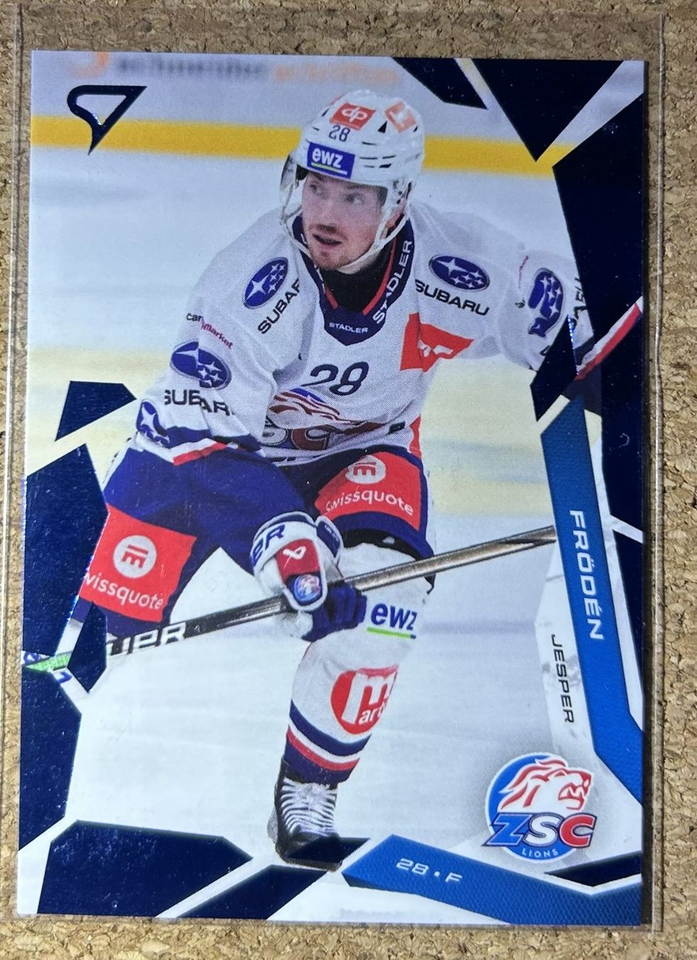 Sportzoo Cartes à collectionner: ZSC Lions Blue Parallel Jesper Froden – Neuf (Voir description) à Cham par 9inches
