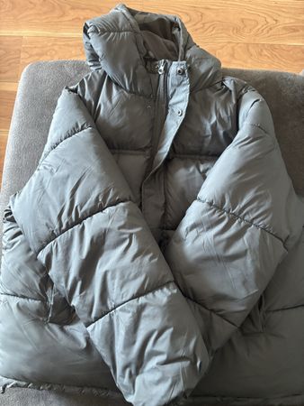 Puffer Jacke Pier One grau mit Kapuze guter Zustand