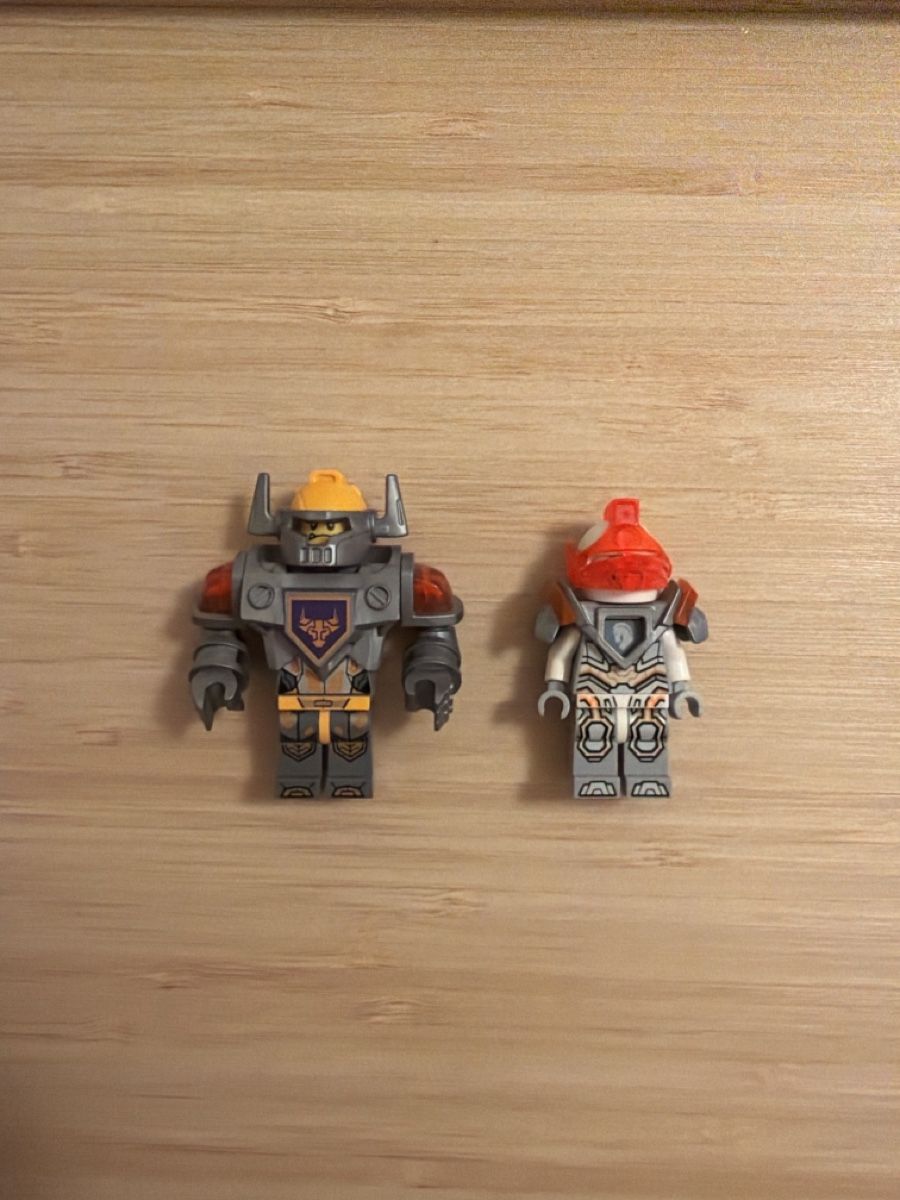 Lego Baukästen: Lego Nexo Knights Minifiguren – Neu (gemäss Beschreibung) aus St. Gallen von LennysBricks