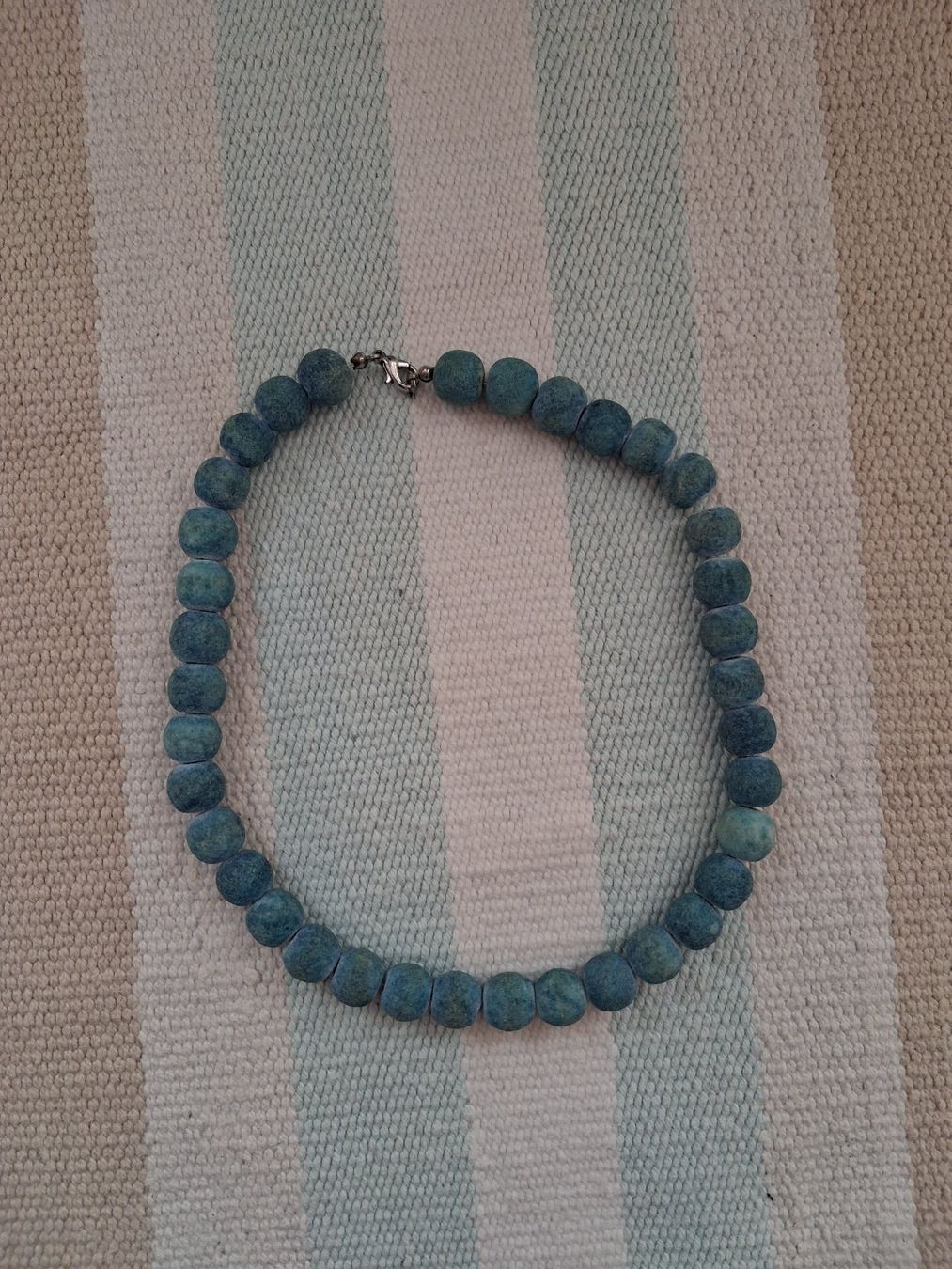 Catenine: Schöne Kette mit blauen Steinen, neu – Nuovo e nell'imballaggio originale da Wald ZH venduto da e8e