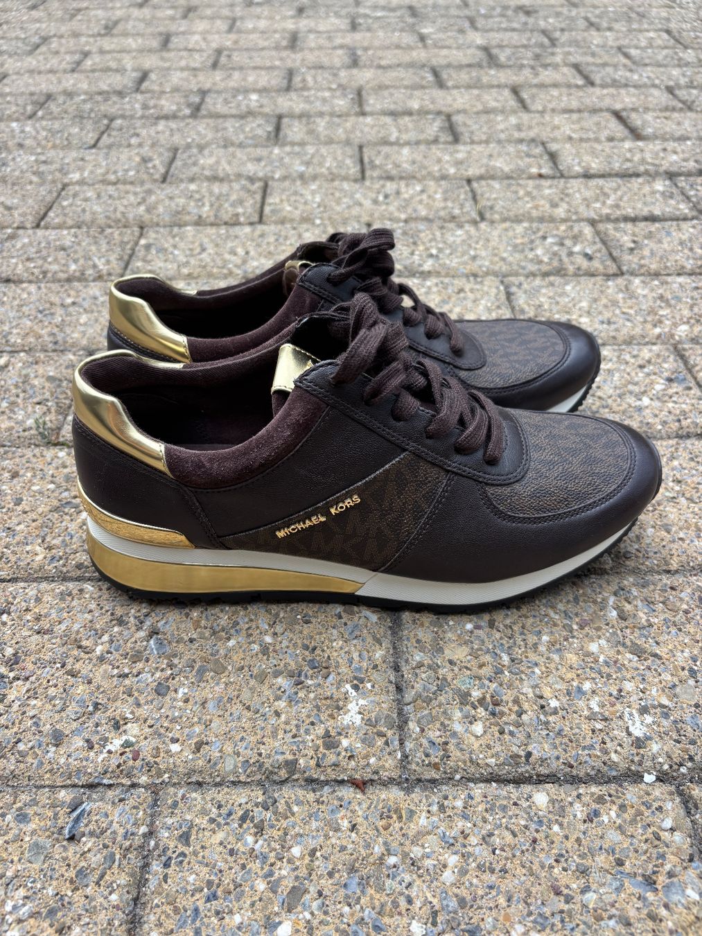 Michael Kors Chaussures femmes: Michael Kors Damenschuhe braun – Neuf (Voir description) à Hendschiken par besusu
