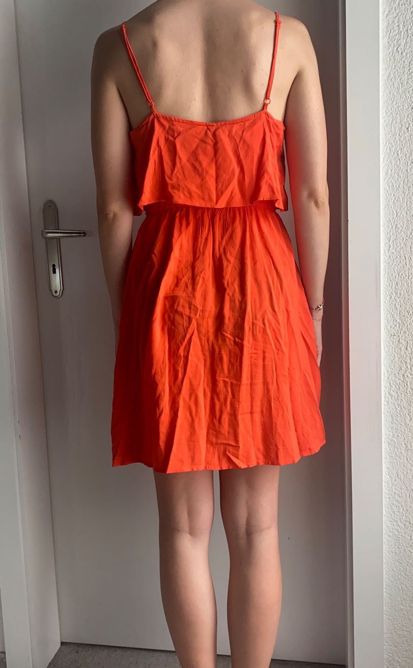 H&M Vestiti: Kleid orange Gr.s 38 – Usato da Altendorf venduto da Jeshy15 1