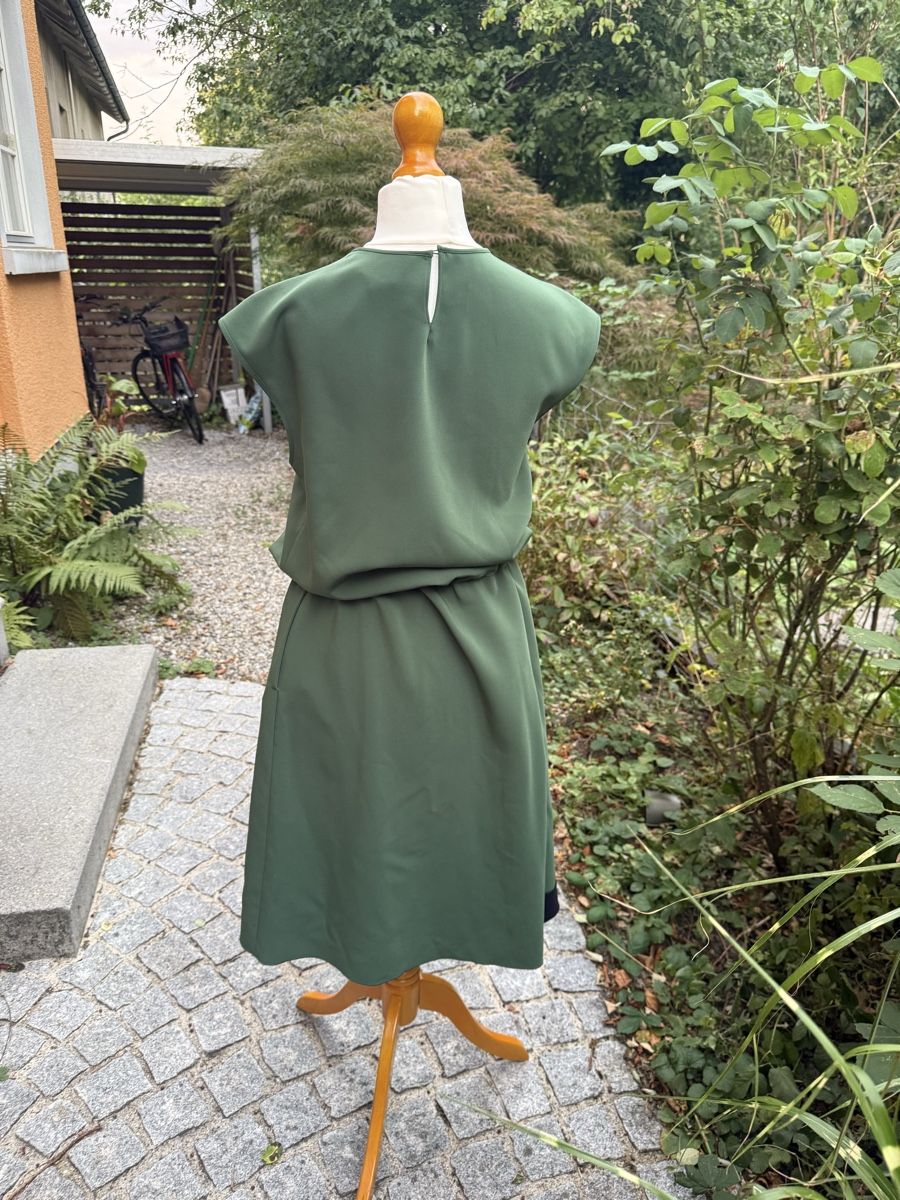 Kleider: Max Mara Studio Kleid – Gr.  – Gebraucht aus winterthur von insegnantevolante 2
