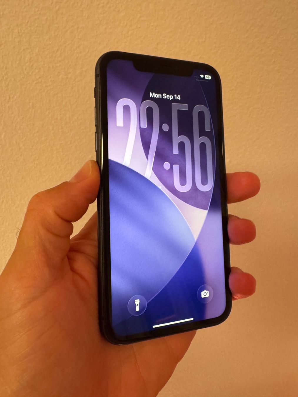 Apple Telefoni cellulari / Smartphones: iPhone 11, 128 GB, Schwarz – Usato da Solothurn venduto da schoenbaechler