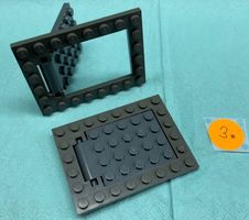 2 Lego Falltüren gem. Foto