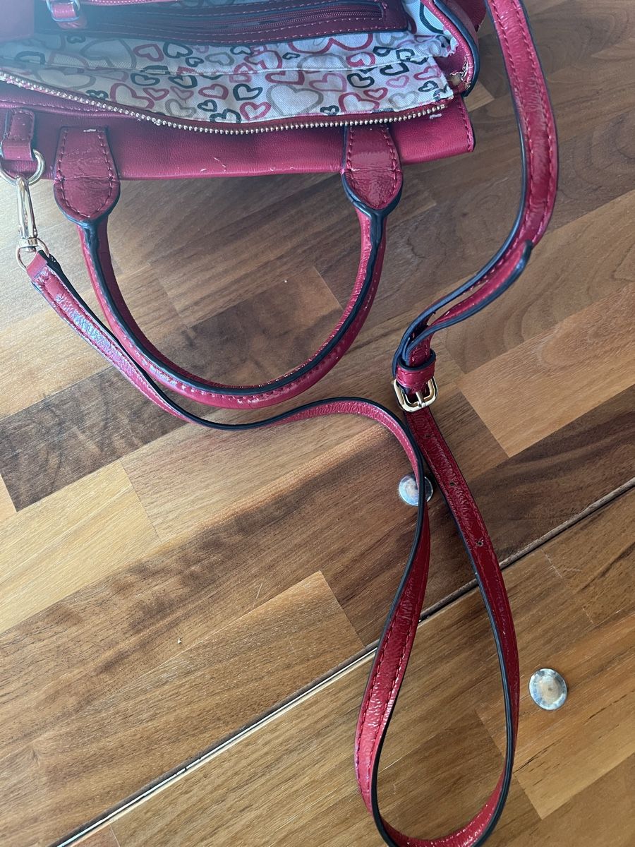 Guess Borse da donna: Sac GUESS – Usato da savièse venduto da karukeragwada 4