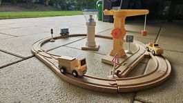 BRIO Holzeisenbahn mit diverse Zubehör