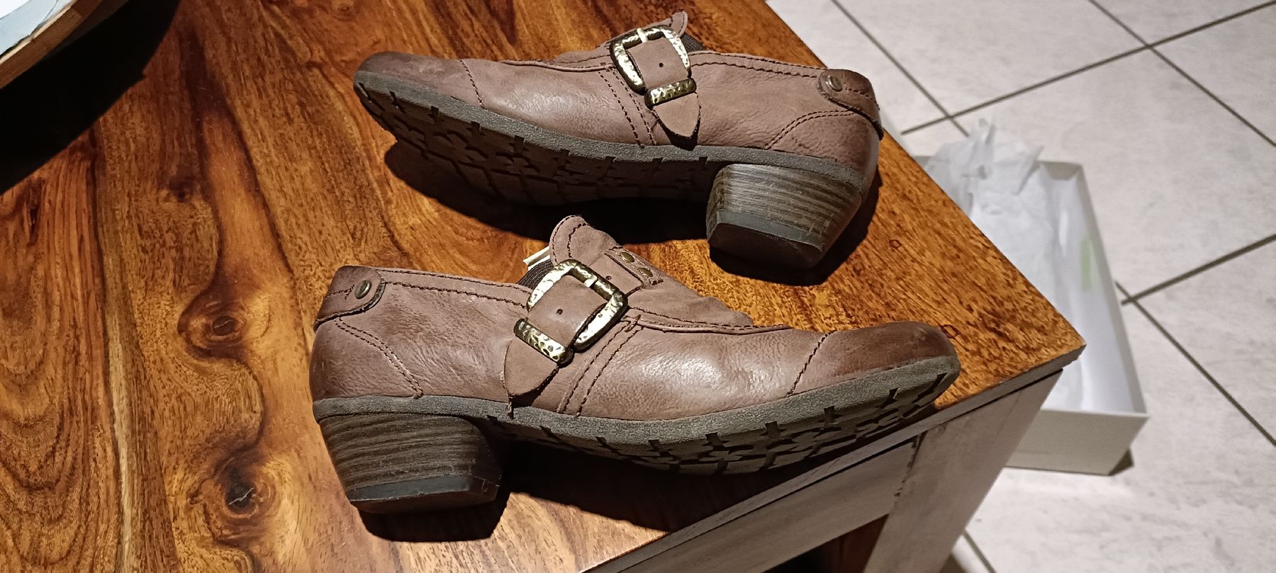 Scarpe da donna: BATA Leder Pumps Gr. 38 – Usato da Porza venduto da tbch 4