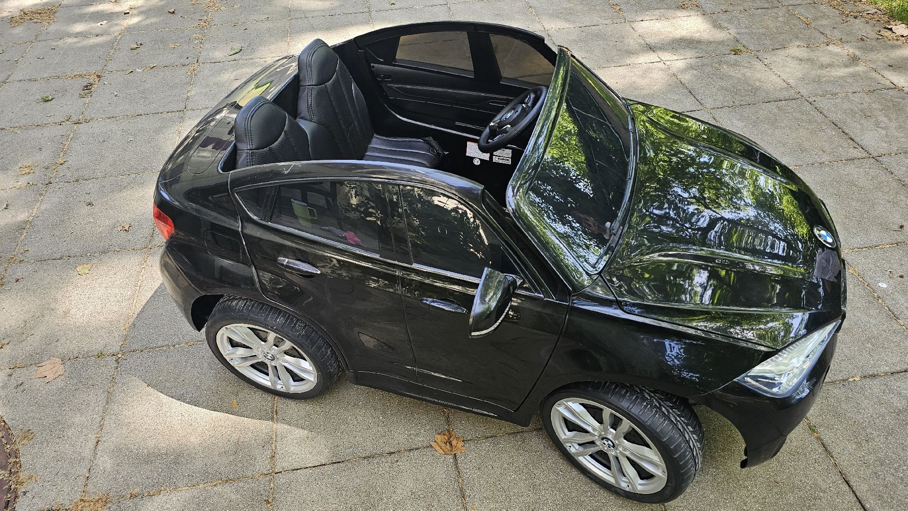 BMW Veicoli per bambini: BMW X6M Elektro-Kinderauto für 2 Kinder – Difettoso da Zürich venduto da ariana.jo