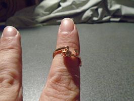 Ring rosegoldfarbig, Blume