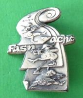 Basler Fasnachtsplakette Silber mit Nadel 2004