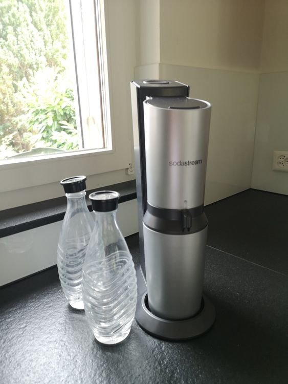 Soda Streamer mit Glasflaschen Kaufen auf Ricardo