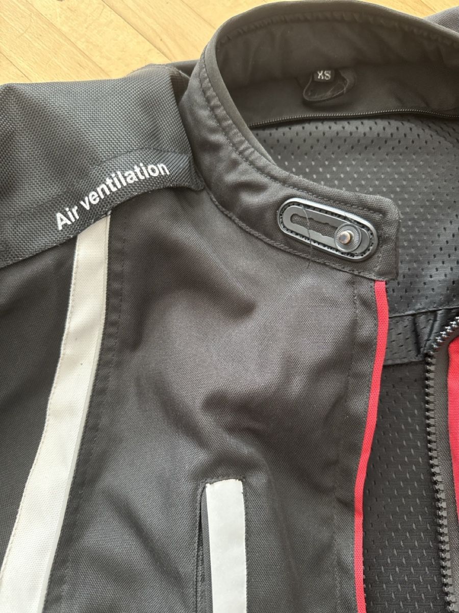 Giacche: Motorradjacke mit Protektoren – Usato da Sevelen venduto da Shelly 1