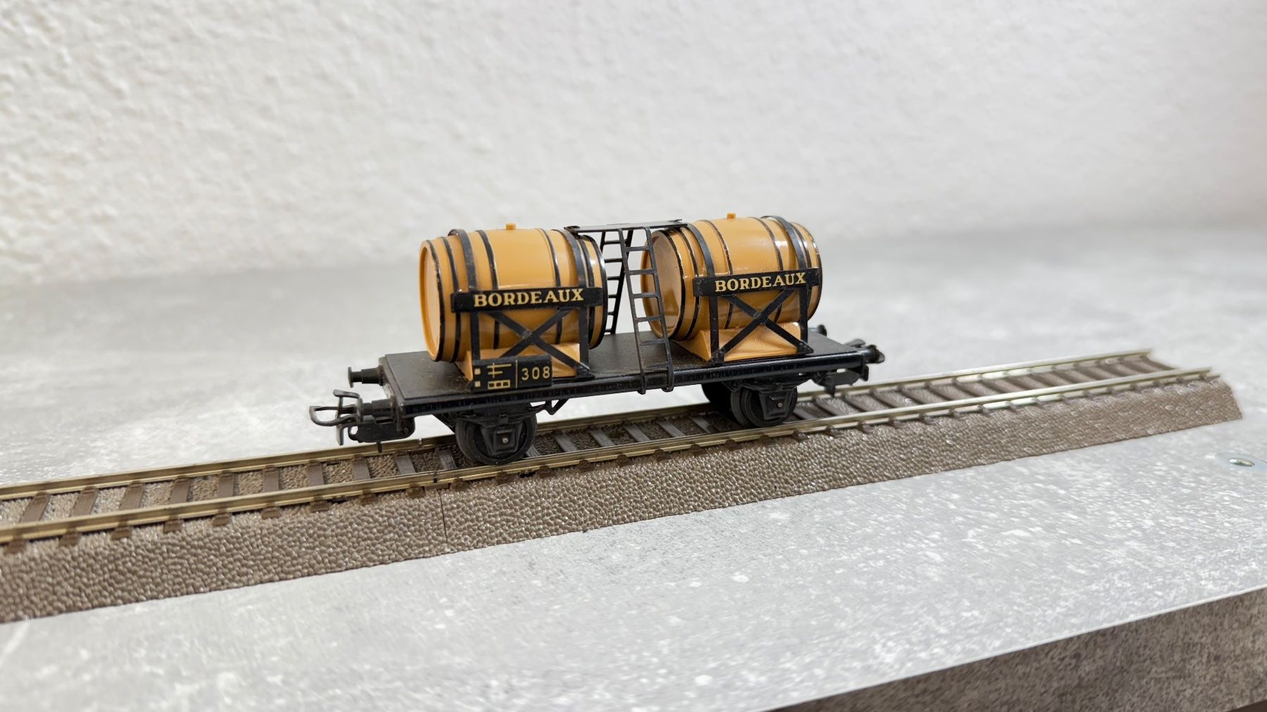Märklin Modellini di ferrovie: Märklin Weinfasswagen H0 / AC – Usato da Schlieren venduto da rat_lq6b 4