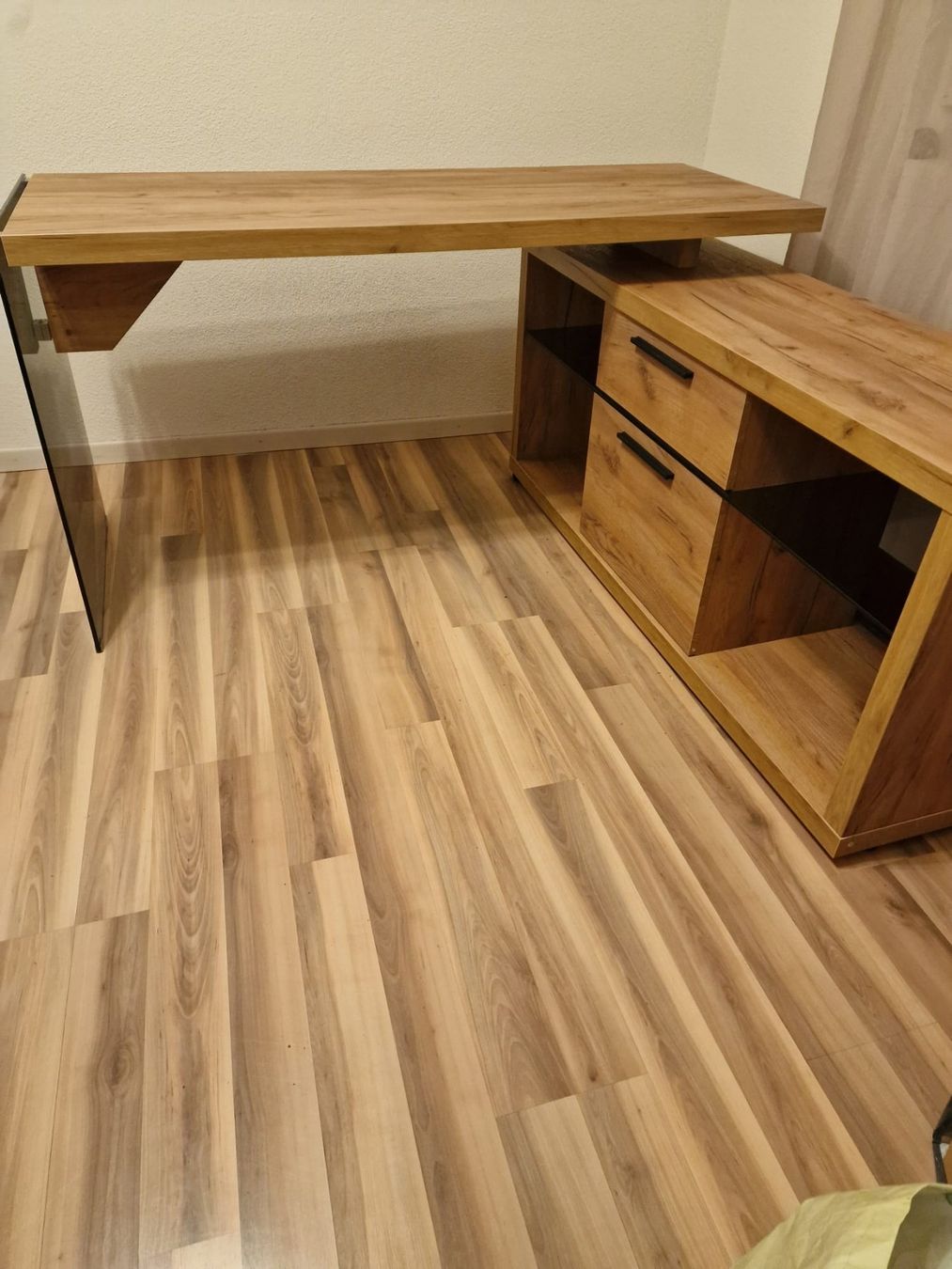 Schreibtische: Hochwertiger Schreibtisch - TOP ZUSTAND – Gebraucht aus Bilten von Ueli77 6