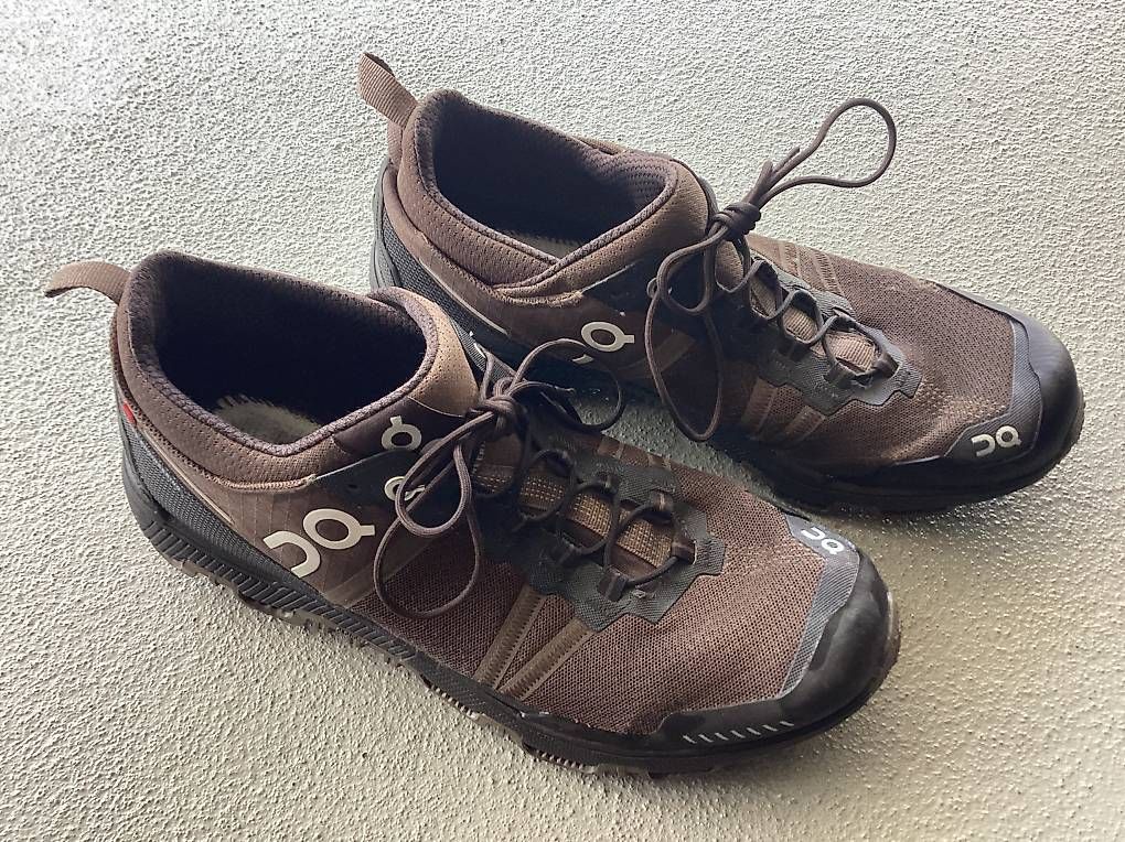 Scarpe da donna: ON Wanderschuhe, Farbe: braun, Grösse: 40.5 – Usato da Haag (Rheintal) venduto da Rega 1