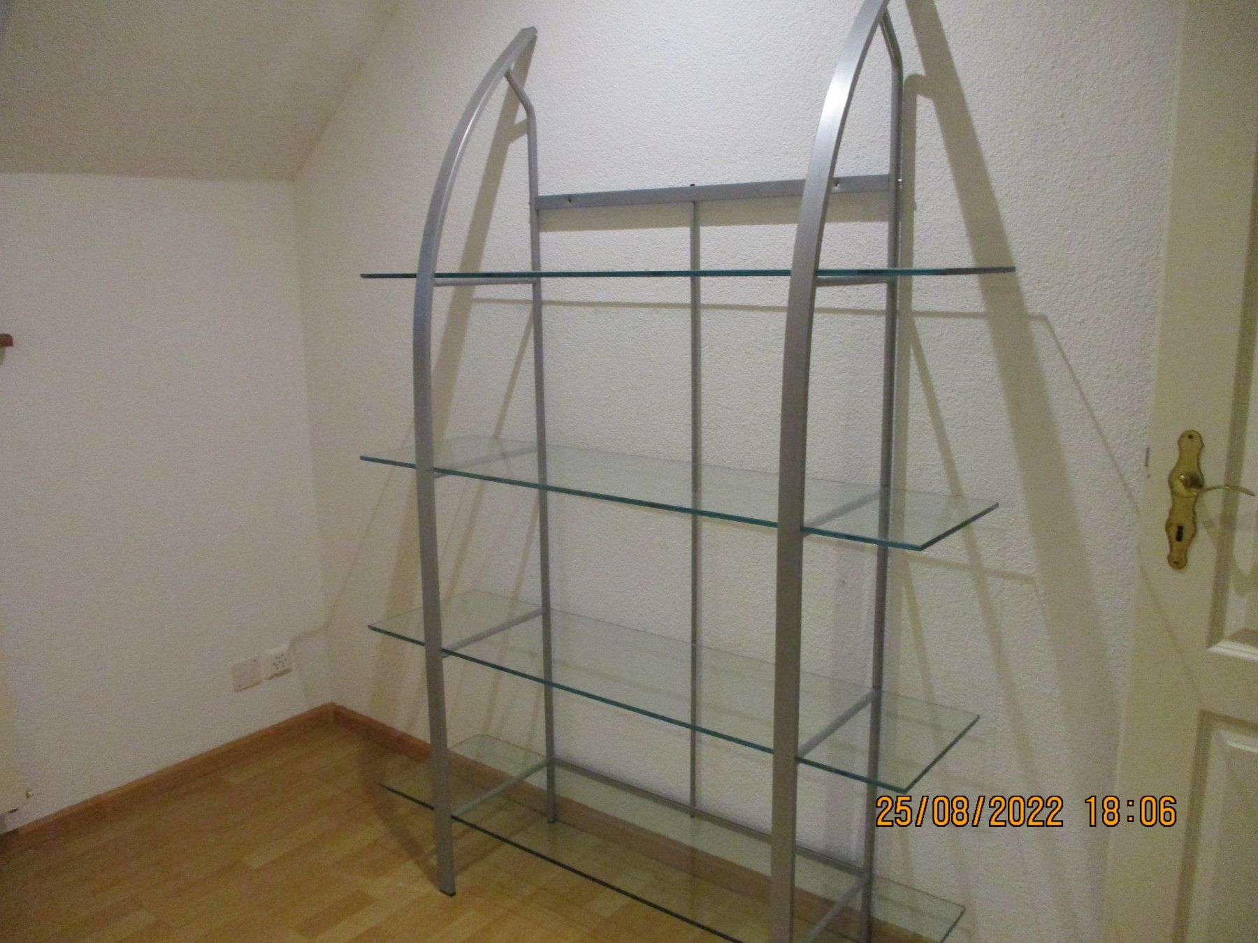 Scaffali: Gestell mit vier Glastablaren – Usato da Liestal venduto da Disc-Point 3