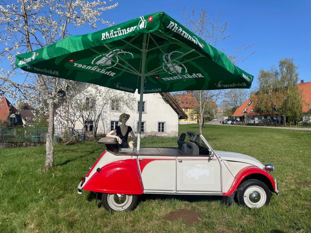 Oldtimer Bar - Ente 2CV Theke Ausschank Schirmständer Deko