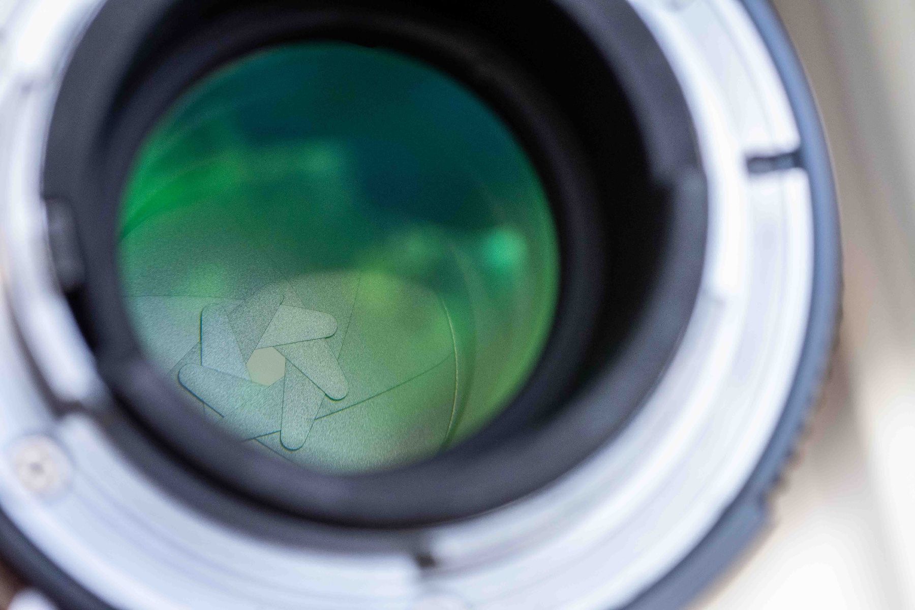 Nikkor Obiettivi: Nikon Nikkor 135mm f3.5 AI – Usato da Schwerzenbach venduto da floridan 3