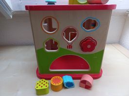Grosser Lern- und Spielkasten von Hape - Pepe & Friends